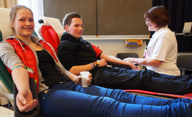 75 Schüler/innen unseres Berufskollegs haben am diesjährigen Blutspendetermin teilgenommen. (Foto: SMMP/Müller)